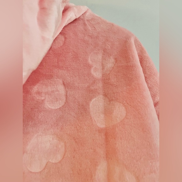 Sanrio Kuromi and My Melody Hearts Pink Hoodie XSmall NWT - Picture 10 of 12